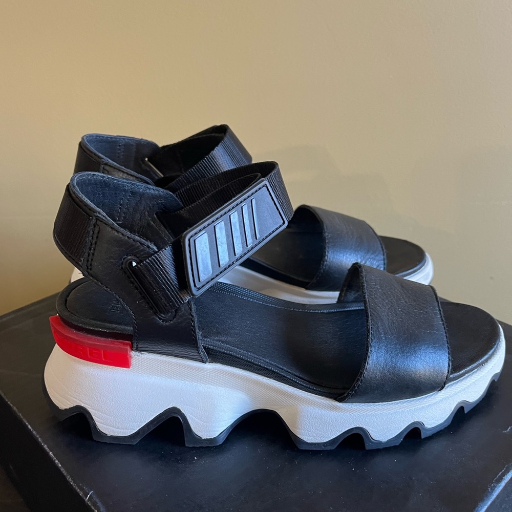 Kinetic Impact Y-Strap High Sandal FREE SHIPPING